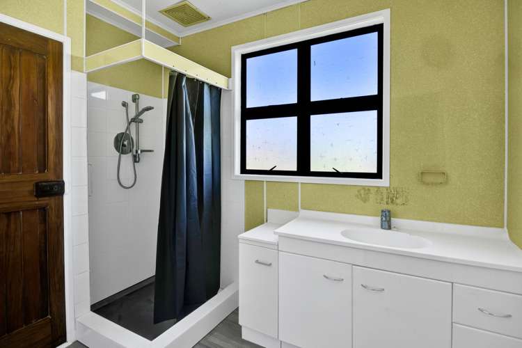 67 Hurley Road Patea_21