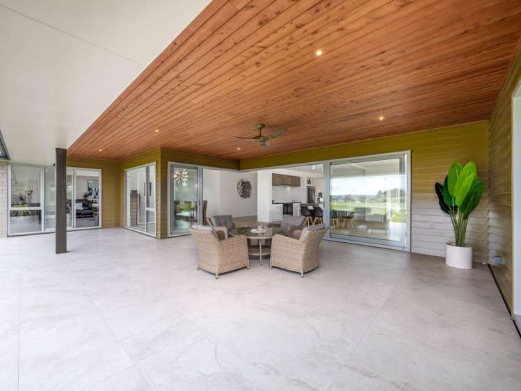 15 Magnolia Tree Way_5