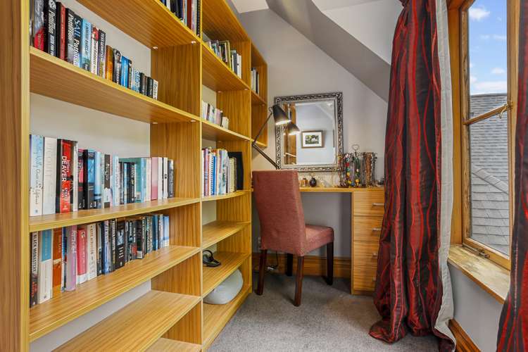 9 Chatham Avenue Paremoremo_11