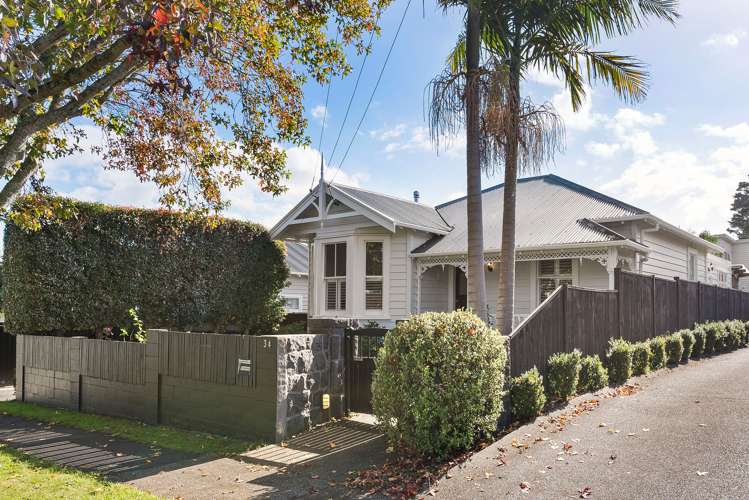 34 Amaru Road One Tree Hill_19