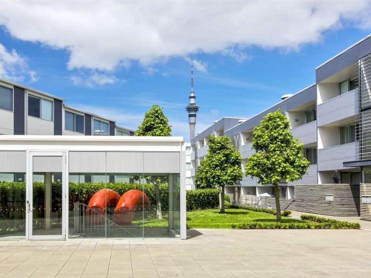 4b/4 Fisher-Point Drive Auckland Central_6