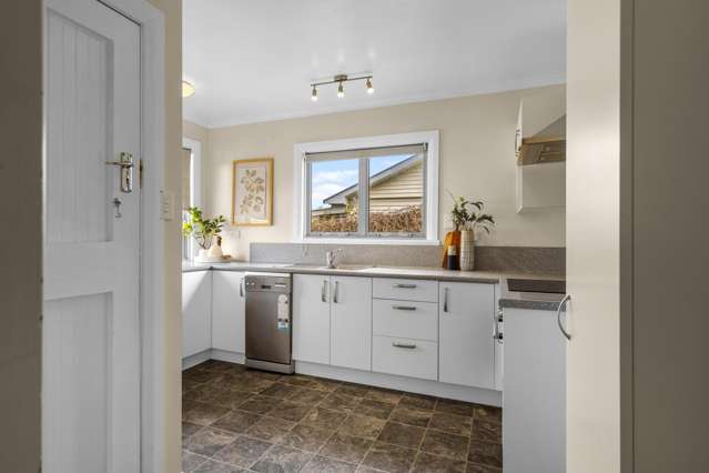 5 Parkers Road Tahunanui_2