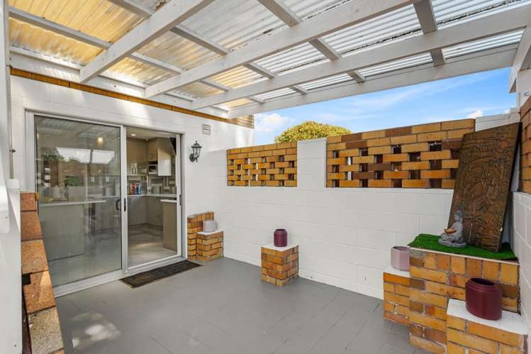 1/100 Titirangi Road New Lynn_32