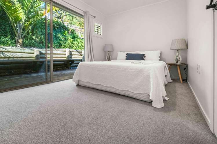 31 Squirrel Lane Browns Bay_10