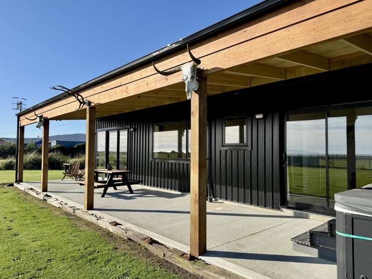 9 Surrey Street Orepuki_8