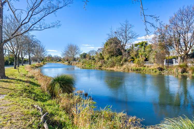 114 Wildberry Street Woolston_24