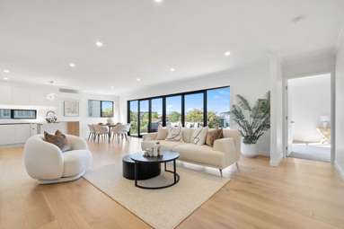 20 Baulcomb Parade_3