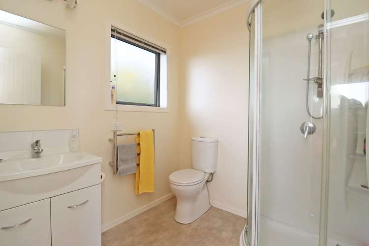 11 Oakham Street Hampden_15