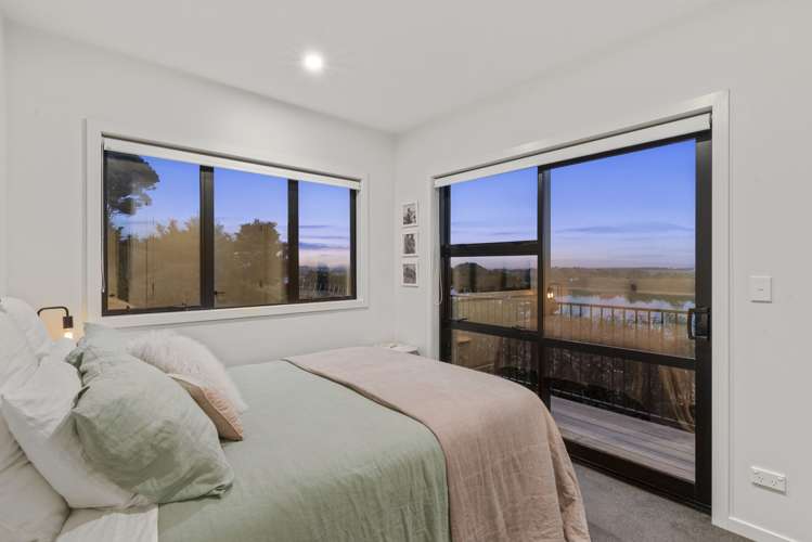 31 James Paige Lane Riverhead_13