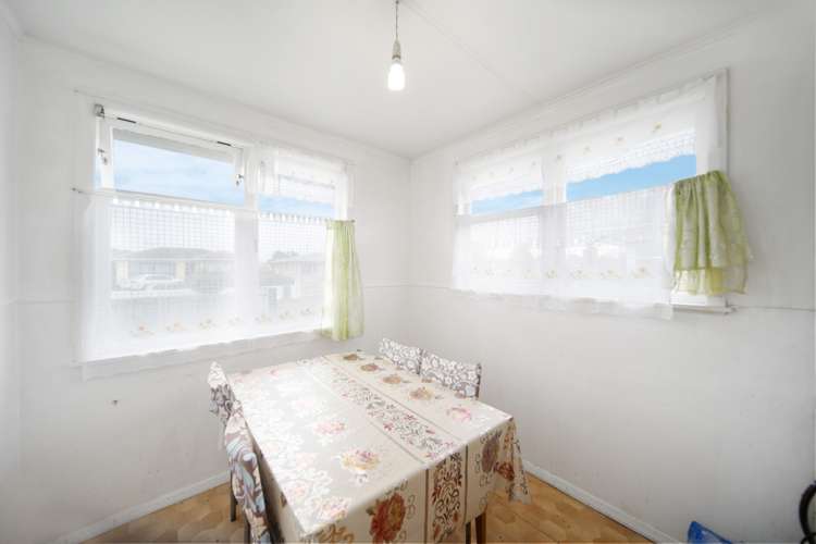 33 Convair Crescent Mangere_9