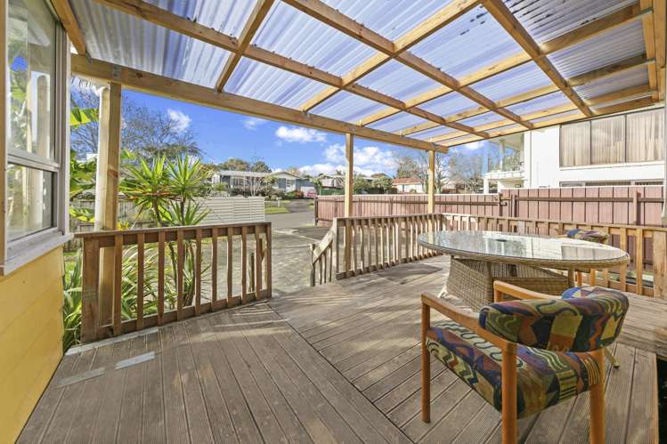 54 Sikkim Crescent Clover Park_2