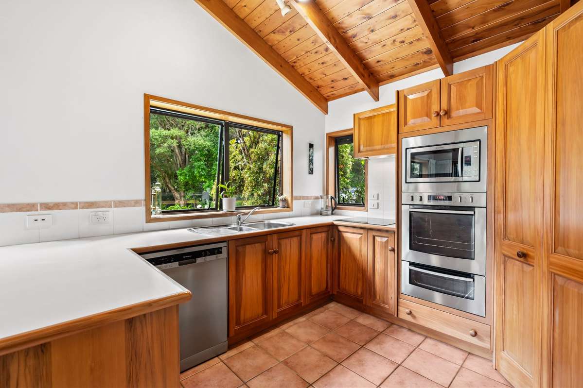 211 Whau Valley Road_5