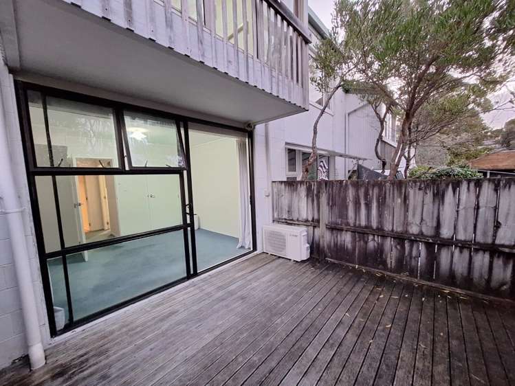 6/27 Don Croot Street 1703_11