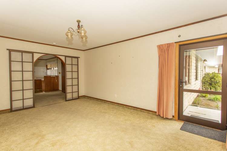 2/257 Cameron Street Ashburton_5