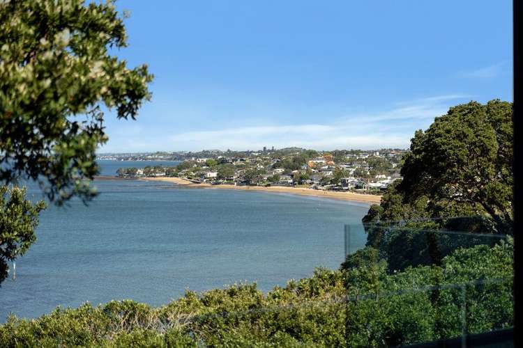 41 Beach Road Castor Bay_35