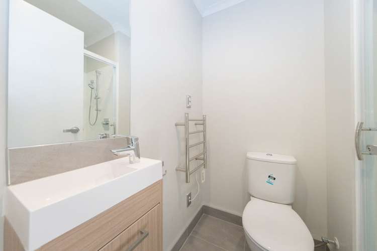 22 Fernly Rise Flat Bush_15