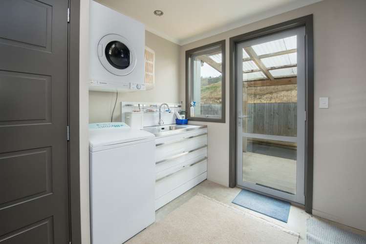 16 Irwin Logan Drive Mosgiel_18