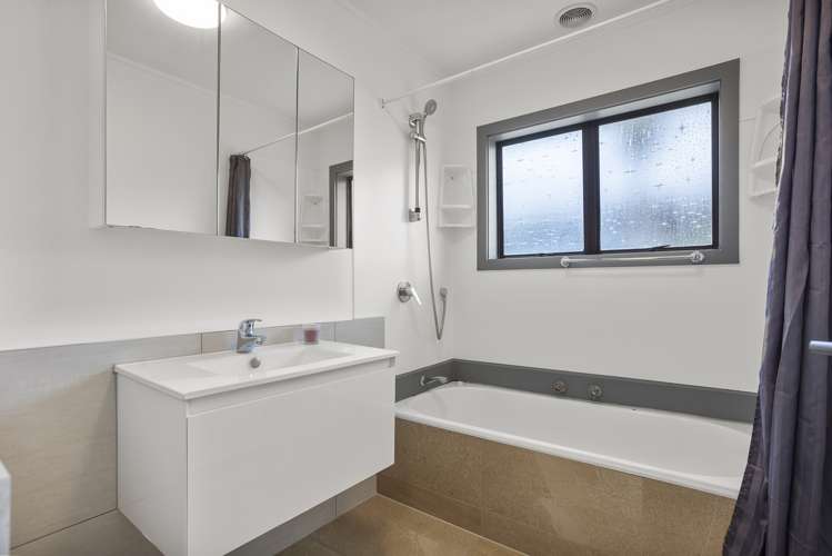 1/36 Greendale Spur Glenfield_10