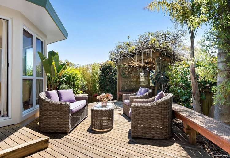 22 John Brooke Crescent East Tamaki Heights_12