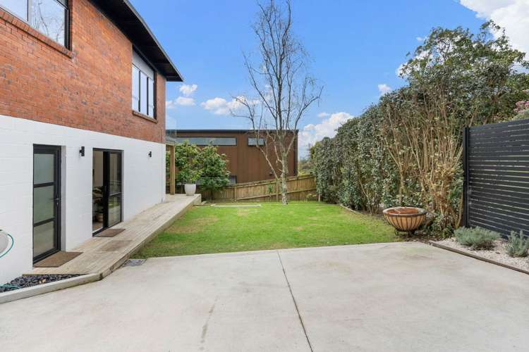 1/12 Surville Place Mairangi Bay_45