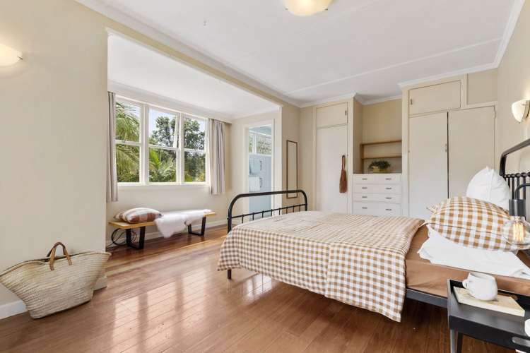 24 Shoal Bay Road Devonport_11