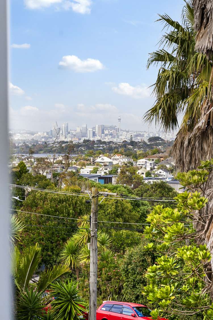 55 Seaview Road Castor Bay_6