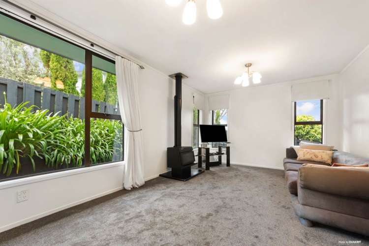 2/2 Fairbanks Place Glendene_5