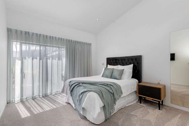 26 Rue Damarres Gulf Harbour_21