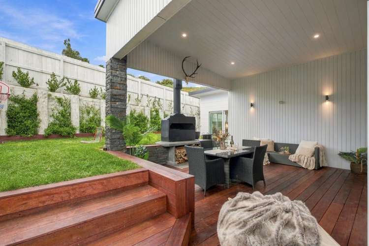 79 Whakaturou Crescent Pyes Pa_17