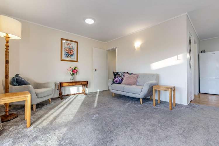 1/2 Orewa Street Torbay_13