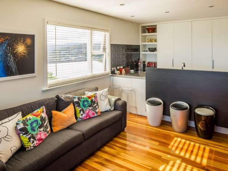 92 Kahu Road Paremata_5