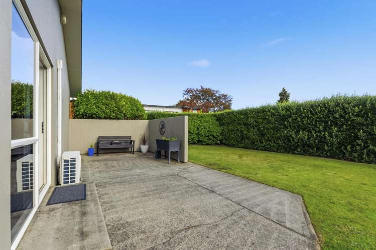 25 Kelvin Place Hamilton East_23