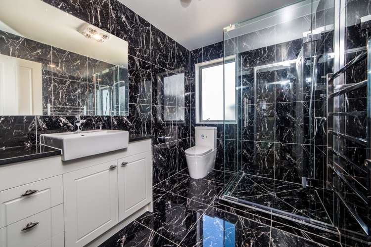 20 Ascension Crescent Orewa_16