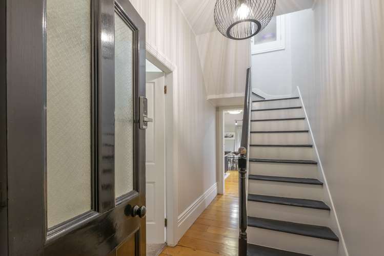 100 Old Mill Road Westmere_23