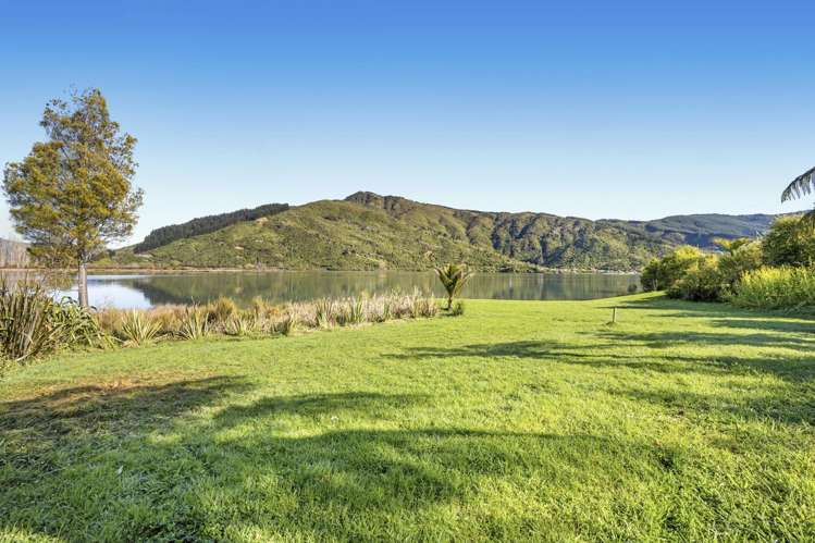 1735 Queen Charlotte Drive Marlborough Sounds_18