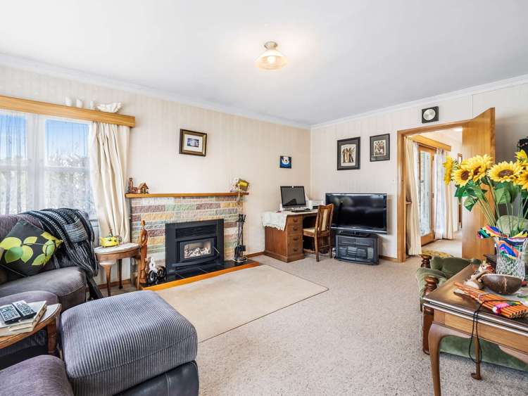 2 Margaret Street Levin_18