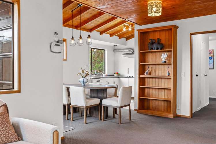 1/86 Waimumu Road Massey_6