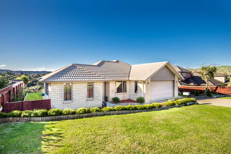 23 Tongariro Drive Aotea_18