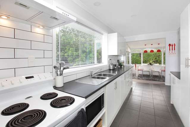 46 Makora Road Massey_4