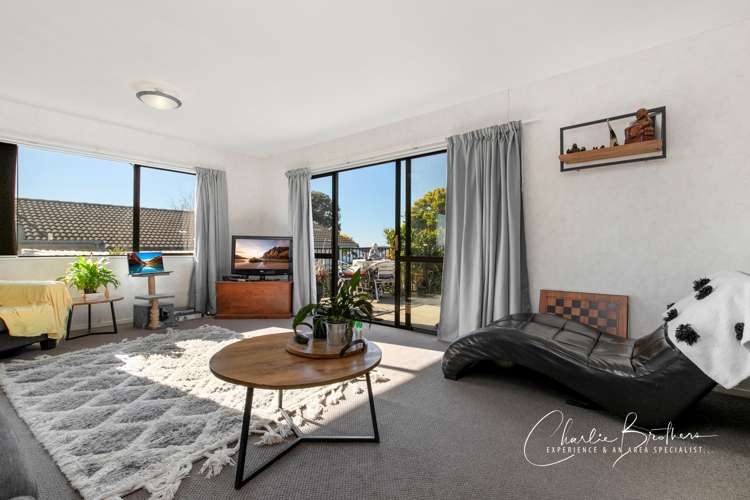 33 Greenstone Place Clover Park_5