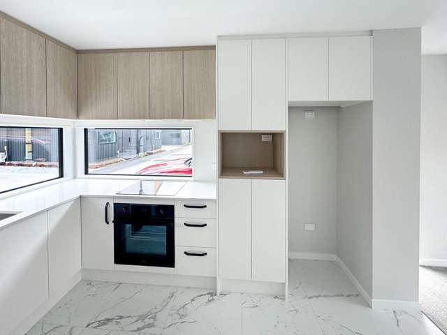 5/16 Short St Waltham_3