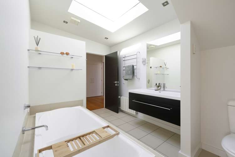 497 Peninsula Road Kelvin Heights_20