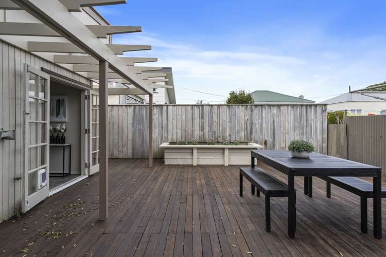 20 Adelaide Street Petone_16