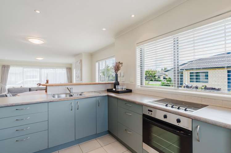 49/3 Turnbury Court Rototuna_4