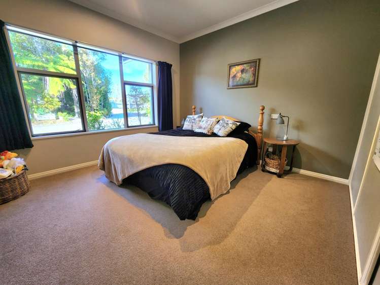 122B Rutherglen Road Paroa_13