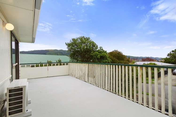 74 Raroa Terrace Tawa_11