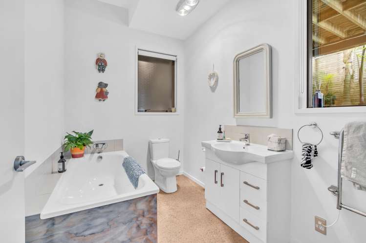 134 Phillips Road Kaiwaka_19