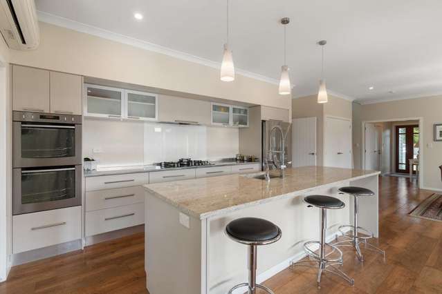 2 Dixon Street Carterton_4