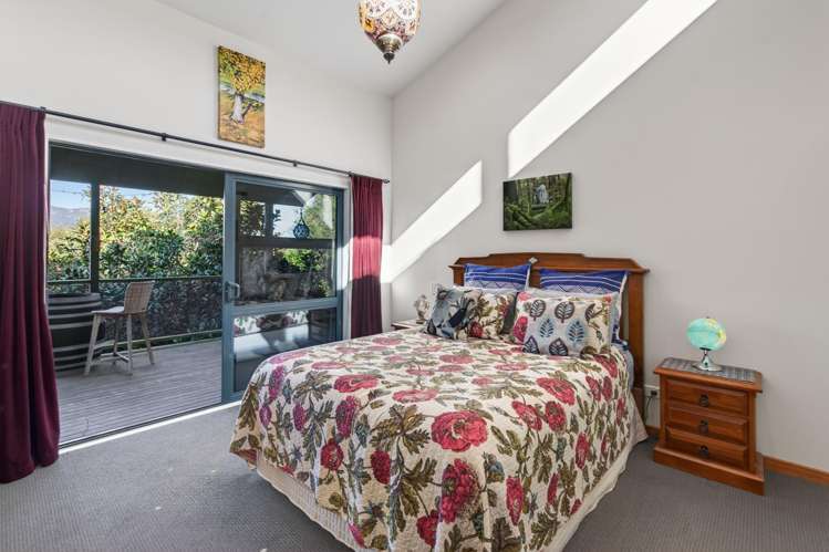 210A Bells Road Takamatua_11