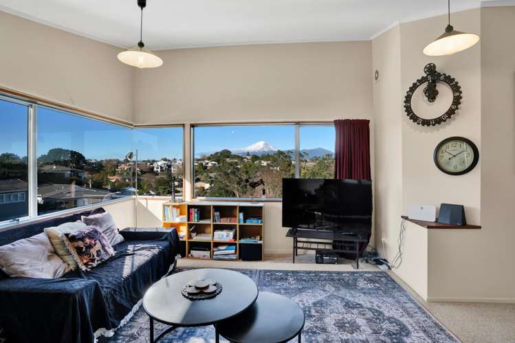 10 Rossiter Crescent Lynmouth_7